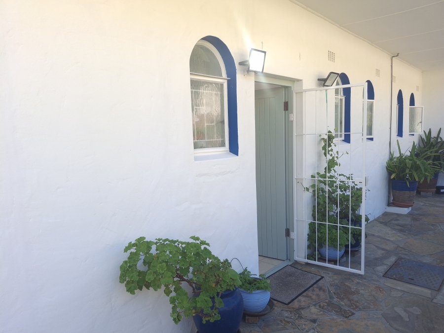 To Let 1 Bedroom Property for Rent in Fish Hoek Western Cape